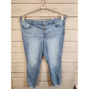 M Jeans by Maurices Super‎ Skinny Mid Rise Mid Fit Button Fly Jeans Size 24W